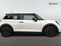 Used Mini Cooper S Hatch 201 HP (147 kW) 2024 White Hatchback