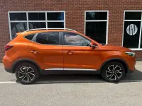 Gebraucht MG ZS Exclusive 111 PS (81 kW) 2023 Orange SUV