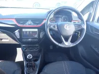 Used Vauxhall Corsa SRi 100 HP (73 kW) 2018 White Hatchback