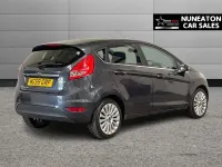 Used Ford Fiesta Titanium 94 HP (69 kW) 2010 Grey Hatchback