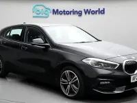 Usado BMW 116 Sport Line 116 CV (85 kW) 2023 Negro Utilitario