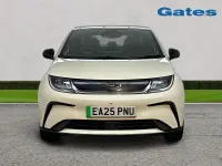 Używany BYD Dolphin Boost 130 kW (177 KM) 2025 Biały Hatchback