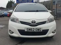 Used Toyota Yaris Trend 99 HP (72 kW) 2013 White Hatchback