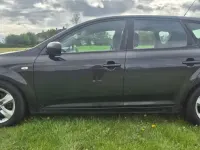 Używany Kia Ceed 2010 Czarny Hatchback