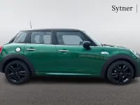 Usado Mini Cooper S Hatch 189 HP (139 kW) 2020 Verde Citadino