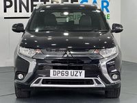 Begagnad Mitsubishi Outlander P-HEV 2019 Svart SUV