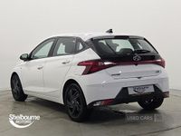 Used Hyundai i20 SE 100 HP (73 kW) 2023 White Hatchback