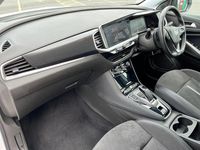 Used Vauxhall Grandland X GSe 300 HP (220 kW) 2023 White SUV