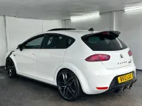 Used Seat Leon CUPRA 2012 White Hatchback