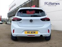 Używany Vauxhall Corsa Edition 74 KM (54 kW) 2022 Biały Hatchback