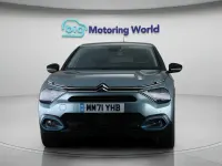 Usado Citroën e-C4 Shine 100 kW (136 HP) 2022 Citadino