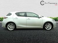 Used Lexus CT200h 134 HP (98 kW) 2014 Silver Hatchback