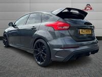 Usado Ford Focus RS 350 HP (257 kW) 2017 Cinzento Citadino