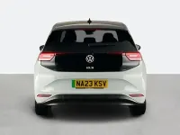 Używany VW ID.3 Pro Performance 150 kW (204 KM) 2023 Biały Hatchback