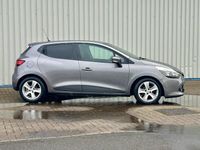 Usado Renault Clio IV Expression+ 75 HP (55 kW) 2013 Cinzento Citadino
