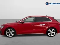 Używany Audi A3 S-Line 2021 Czerwony Sedan/Limuzyna