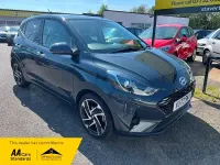 Gebraucht Hyundai i10 Premium 67 PS (49 kW) 2023 Grau Kleinwagen