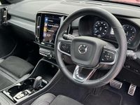 Used Volvo XC40 R-Design 163 HP (119 kW) 2022 Red SUV