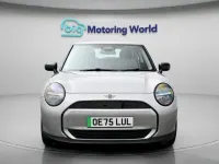 Begagnad Mini Cooper Classic 135 kW (184 HK) 2025 Silver Halvkombi