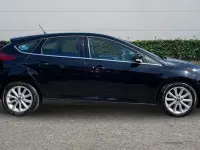Used Ford Focus Titanium 125 HP (91 kW) 2017 Black Hatchback