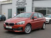 Begagnad BMW 218 Comfort Edition 140 HK (102 kW) 2019 Orange Minibuss