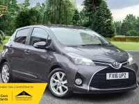 Used Toyota Yaris 100 HP (73 kW) 2016 Grey Hatchback