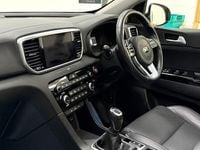 Used Kia Sportage 132 HP (97 kW) 2020 White SUV