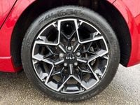 Używany Kia Ceed GT-Line 117 KM (86 kW) 2023 Czerwony Hatchback