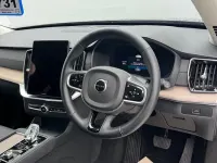 Used Volvo XC90 Plus 250 HP (183 kW) 2025 Red SUV