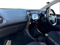Usado Citroën C1 Shine 71 HP (52 kW) 2021 Preto Citadino