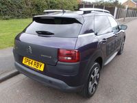 Used Citroën C4 Cactus Flair 100 HP (73 kW) 2014 Mauve/purple Hatchback