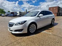 Used Vauxhall Insignia 163 HP (119 kW) 2016 White Estate