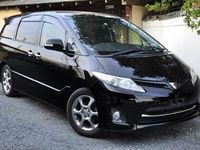 Begagnad Toyota Estima 2011 Svart Minibuss