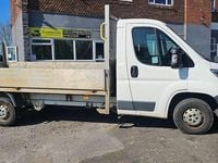 Usado Citroën Relay 130 HP (95 kW) 2017 Branco Van