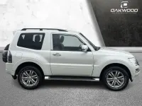 Used Mitsubishi Shogun Warrior 197 HP (144 kW) 2015 White SUV