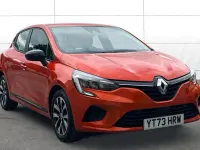 Used Renault Clio Evolution 90 HP (66 kW) 2023 Orange Hatchback