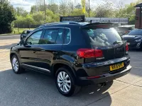 Usado VW Tiguan Match 150 HP (110 kW) 2015 Preto SUV