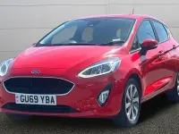 Usado Ford Fiesta Trend 86 HP (63 kW) 2019 Vermelho Citadino
