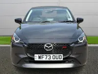 Usado Mazda 2 Homura-Aka 90 HP (66 kW) 2024 Cinzento Citadino