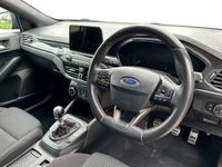 used Ford Focus 1.0 EcoBoost 125 ST-Line 5dr - 2019 (68)