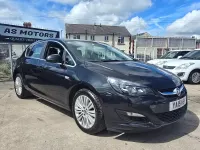 Used Vauxhall Astra Excite 2015 Black Hatchback