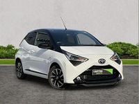Used Toyota Aygo Trend 72 HP (52 kW) 2021 White Hatchback