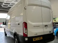 Second-hand Ford Transit S 130 CP (95 kW) 2022 Alb Van