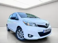 Used Toyota Yaris Multidrive S 99 HP (72 kW) 2012 White Hatchback