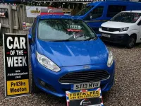 Used Ford Fiesta Titanium 125 HP (91 kW) 2013 Blue Hatchback