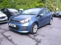 Used Kia Rio 84 HP (61 kW) 2015 Blue Hatchback
