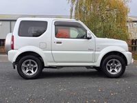 Used Suzuki Jimny Adventure 85 HP (62 kW) 2014 White SUV