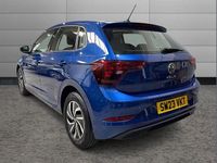 Used VW Polo Life 95 HP (69 kW) 2023 Blue Hatchback