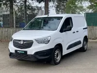 Gebraucht Vauxhall Combo 100 PS (73 kW) 2021 Weiß Van / Kleinbus