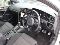 Used VW Golf VII R 310 HP (228 kW) 2018 White Hatchback